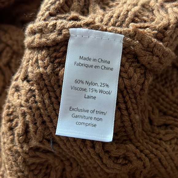 Asymmetrical Sweater Cardigan - Picture 6 of 6